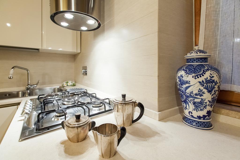 Impero Vaticano Navona Apartment Roma Ngoại thất bức ảnh